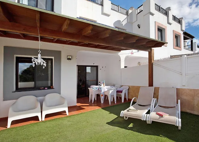 La Casa Blanca Feriehus *